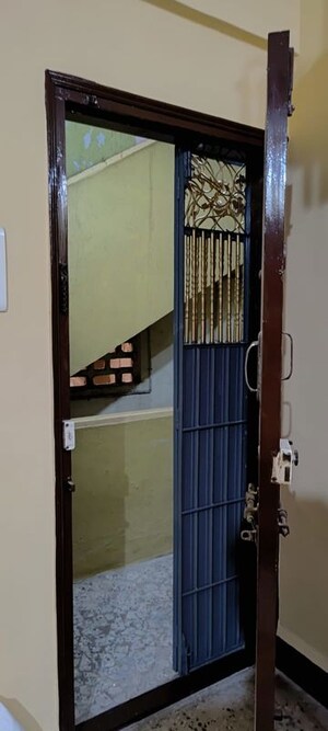Staircase in 1 BHK Apartment at Subhash Nagar – for Rent