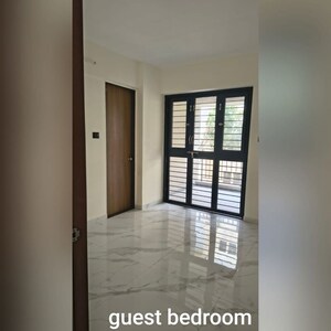 Room in 2 BHK Apartment at Swaraaj Paradise, Pimple Saudagar – for Rent