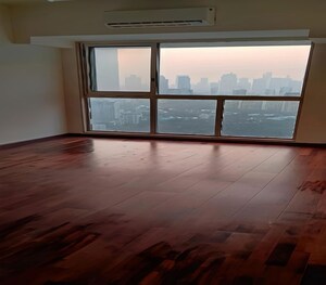Room in 2 BHK Apartment at Omkar Veda Exclusive, Parel – for Sale