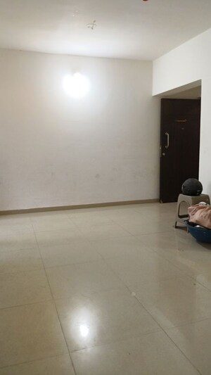 Room in 2 BHK Apartment at Puranik Aldea Anexo, Baner – for Rent