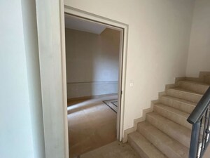 Room in 3 BHK Apartment at Indiabulls Sky Forest, Lower Parel – for Rent