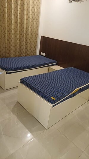 Bedroom in 5 BHK Builder Floor at Sector 5 – for Rent