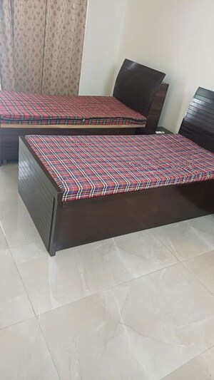 Bedroom in 5 BHK Builder Floor at Sector 5 – for Rent