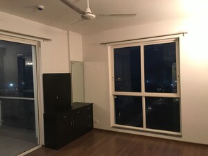 Room in 3 BHK Apartment at M3M Escala, Sector 70a – for Rent