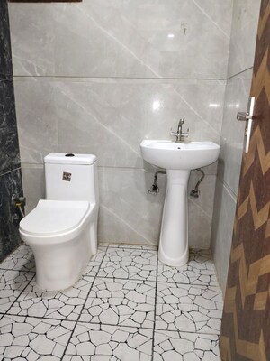 Bathroom in 3 BHK Apartment at Panchsheel Vihar – for Rent