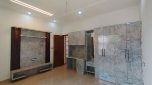 Room in 3.5 BHK Independent House at Kishanpura – for Sale