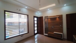 Room in 3.5 BHK Independent House at Kishanpura – for Sale