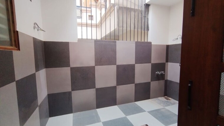 undefined, kishanpura 3.5 Bedroom 216 Sq.Yd. Independent House In Kishanpura Zirakpur 10381787