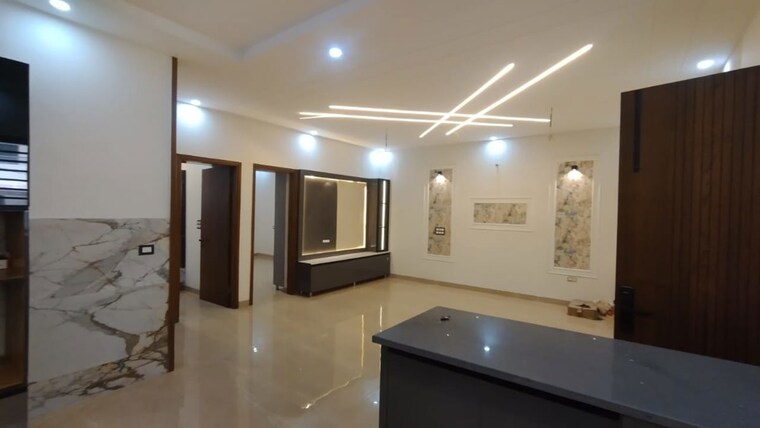 Living Room, kishanpura 3.5 Bedroom 216 Sq.Yd. Independent House In Kishanpura Zirakpur 10381787