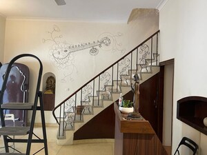 Common Area in 4 BHK Villa at Nizamuddin East – for Rent