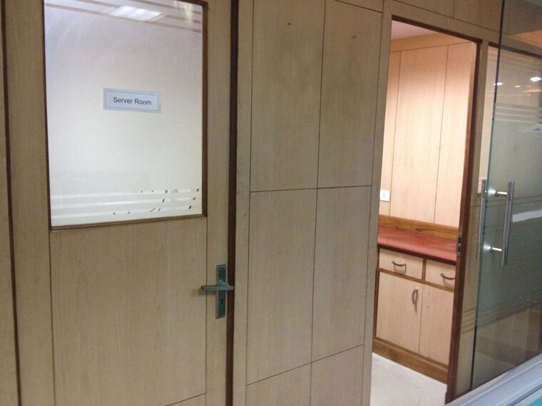 Bathroom, the-iconic-corenthum Commercial Office Space 1540 Sq.Ft. In Sector 62 Noida 10381770