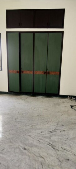 3 BHK + Servant Room Builder Floor For Rent in Panchsheel Park