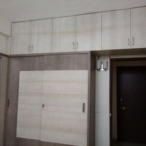 Room in 3 BHK Apartment at Ellisbridge – for Sale