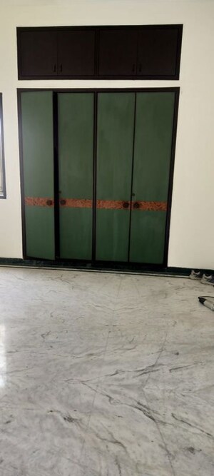 Bedroom in 3 BHK Builder Floor at Panchsheel Park – for Rent