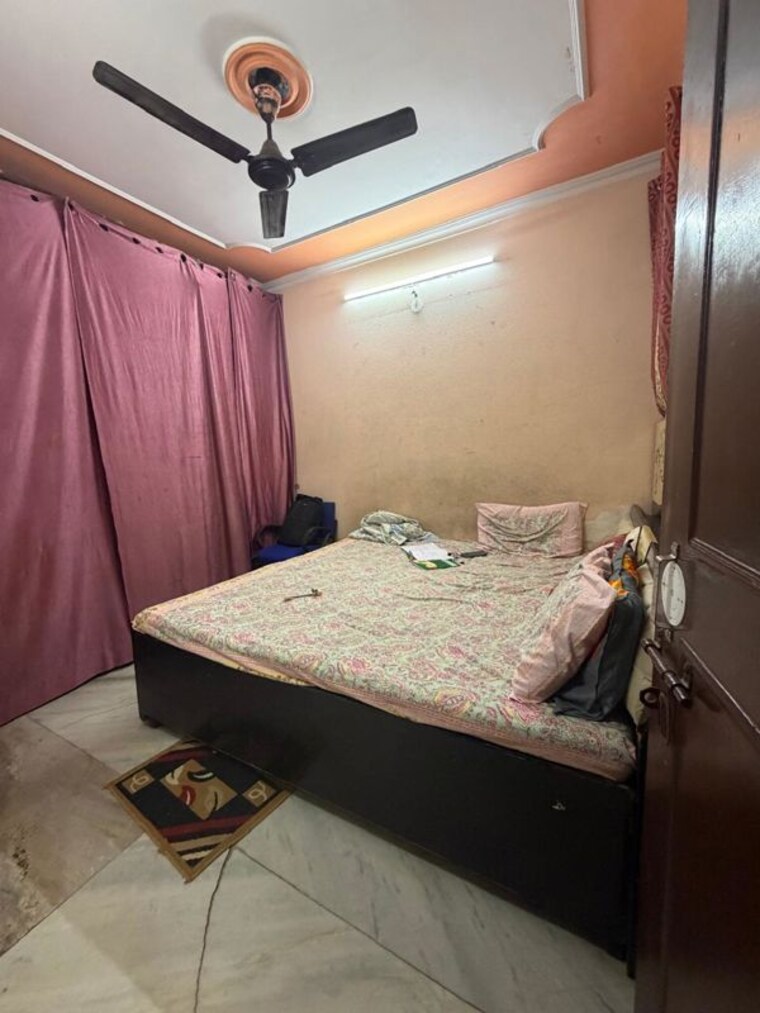 Bedroom, govindpuri 2 Bedroom 75 Sq.Yd. Builder Floor In Govindpuri Delhi 10351408
