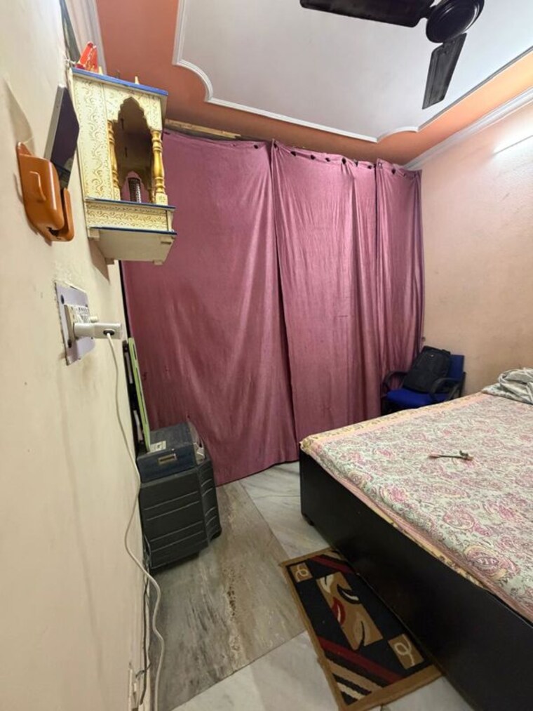 Bedroom, govindpuri 2 Bedroom 75 Sq.Yd. Builder Floor In Govindpuri Delhi 10351408
