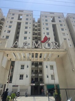 2 BHK Apartment For Sale in Aashish Aamor