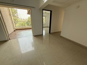 Room in 3 BHK Apartment at Paranjape Schemes Vasant Vihar Towers, Baner – for Rent