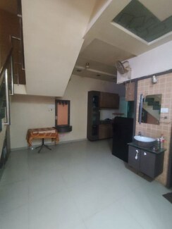 3 BHK + Pooja Room,Servant Room Apartment For Rent in Ganga Park