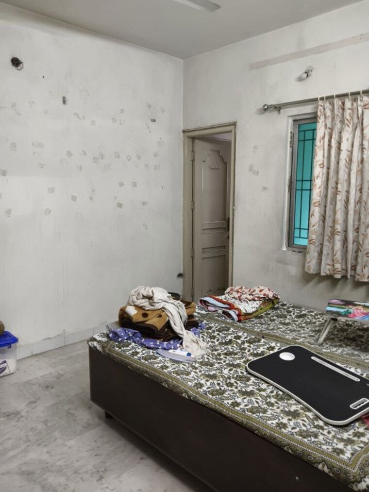 Bedroom, indira circle 6+ Bedroom 2800 Sq.Ft. Villa In Indira Circle Rajkot 9944967