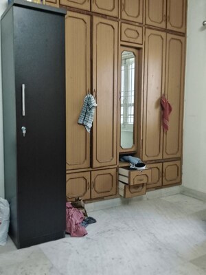 Living Room in 6+ BHK Villa at Indira Circle – for Rent