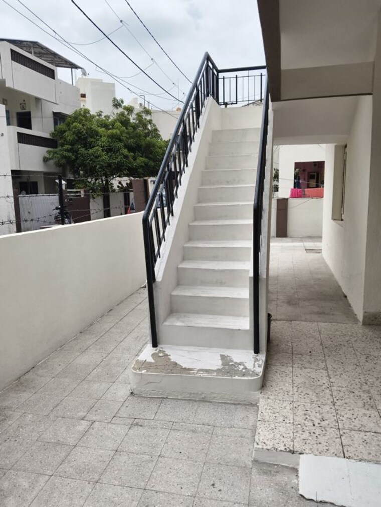 Balcony, indira circle 6+ Bedroom 2800 Sq.Ft. Villa In Indira Circle Rajkot 9944967