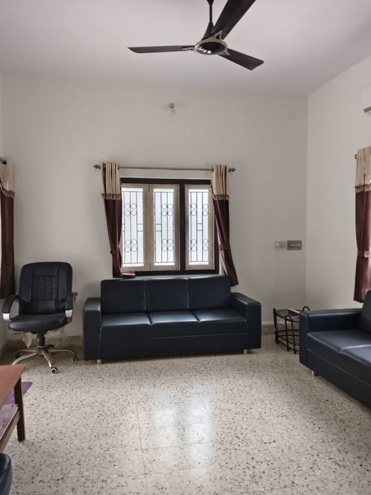 Living Room, indira circle 6+ Bedroom 2800 Sq.Ft. Villa In Indira Circle Rajkot 9944967