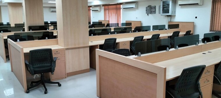 Team Area, sector 63 Commercial Office Space 1478 Sq.Ft. In Sector 63 Noida 10381931