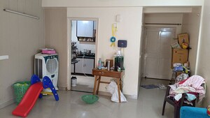 Living Room in 2 BHK Apartment at BPTP Princess Park, Sector 86 – for Rent