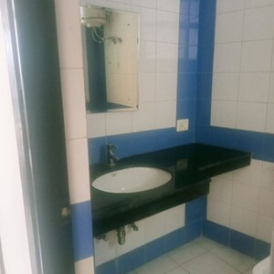 Kitchen in 4 BHK Apartment at Grand Omaxe, Gomti Nagar – for Sale