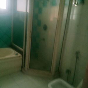 Bathroom in 4 BHK Apartment at Grand Omaxe, Gomti Nagar – for Sale