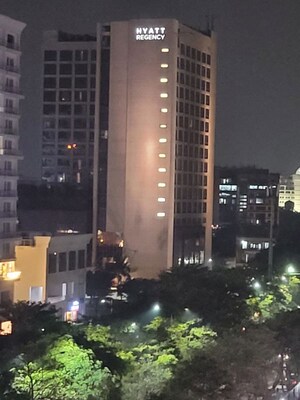 4 BHK Apartment – Exterior View View at Grand Omaxe, Gomti Nagar - for Sale