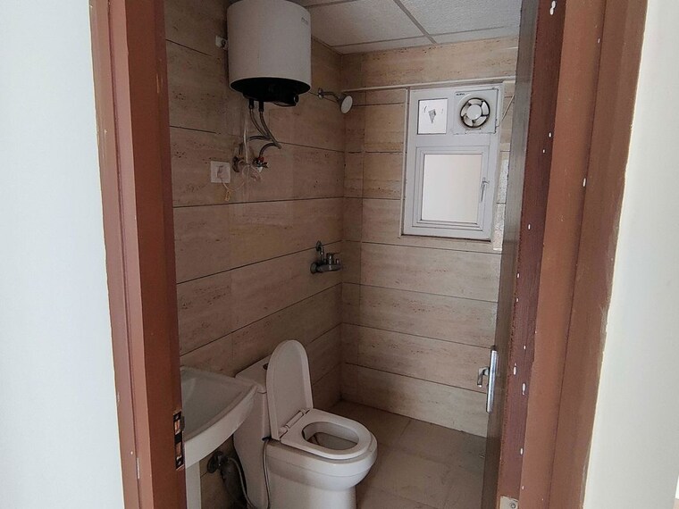 Bathroom, ace-divino 3 Bedroom 1565 Sq.Ft. Apartment In Sector 1 Greater Noida Greater Noida 9611495