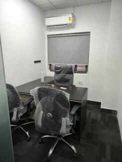 Office Space For Rent in Sector 63