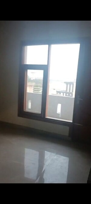 Room in 4 BHK Builder Floor at Tdi City – for Sale