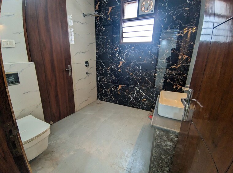  Parking, eros-brentwood-tower 2 Bedroom 1283 Sq.Ft. Apartment In Charmwood Village Faridabad 10382014