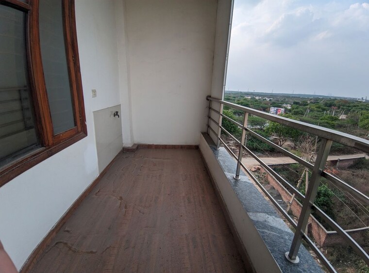 Balcony, eros-brentwood-tower 2 Bedroom 1283 Sq.Ft. Apartment In Charmwood Village Faridabad 10382014
