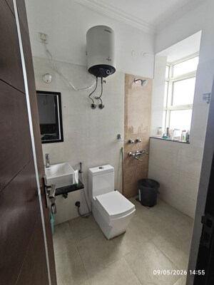 Bathroom in 3 BHK Apartment at Sector 7 Dwarka – for Rent