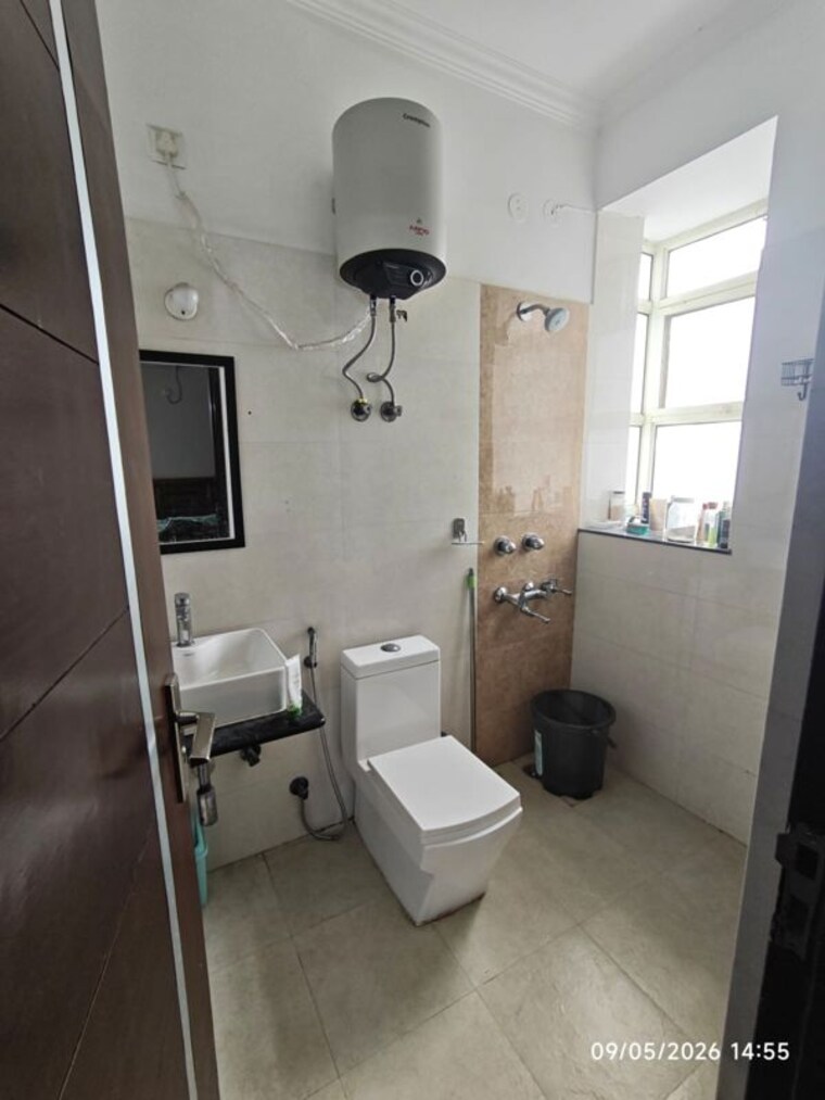 Bathroom, sector 7 dwarka 3 Bedroom 1800 Sq.Ft. Apartment In Sector 7 Dwarka Delhi 10382016