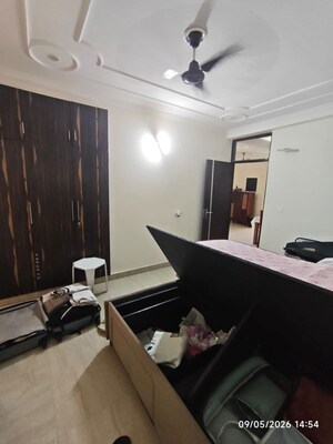 Team Area in 3 BHK Apartment at Sector 7 Dwarka – for Rent