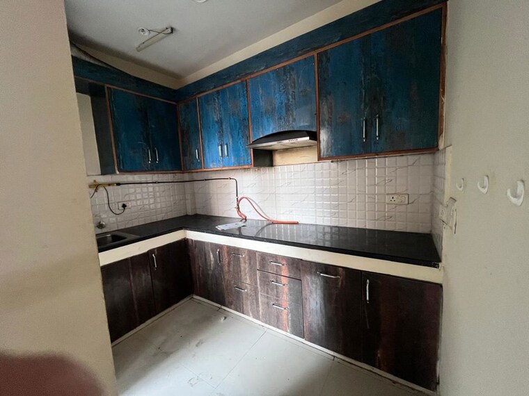 Kitchen, galaxy-north-avenue-ll 2 Bedroom 925 Sq.Ft. Apartment In Gaur City 2 Greater Noida 10382023