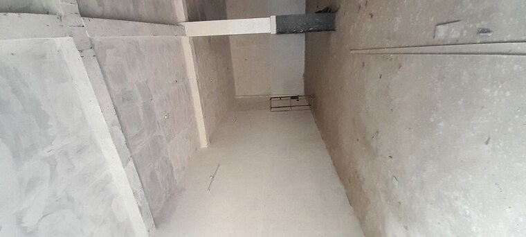 Balcony, devendra nagar Commercial Warehouse 2200 Sq.Ft. In Devendra Nagar Raipur 10381630