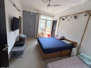 Living Room in 3 BHK Builder Floor at Sector 45 – for Rent