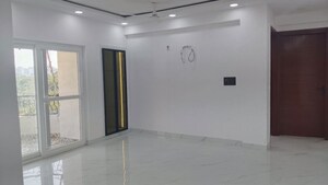 Room in 3 BHK Apartment at Palam Village – for Rent