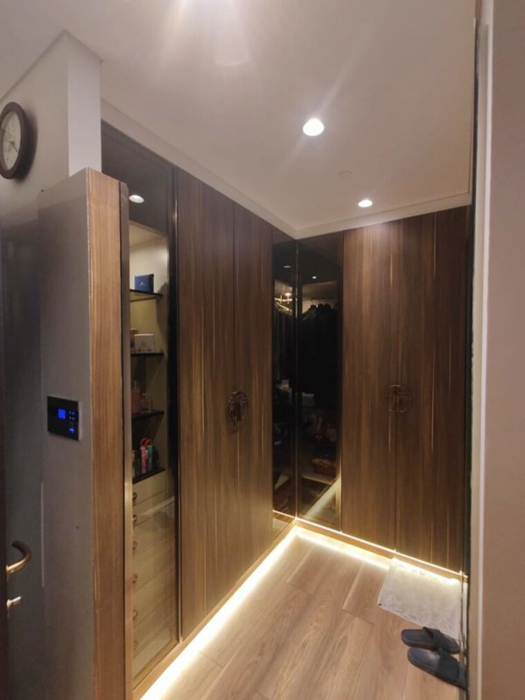 Cupboard, panchshil-towers 3.5 Bedroom 1707 Sq.Ft. Apartment In Kharadi Pune 10381983