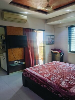 Bedroom in 3 BHK Apartment at Deep Indraprasth 5, Prahlad Nagar – for Rent