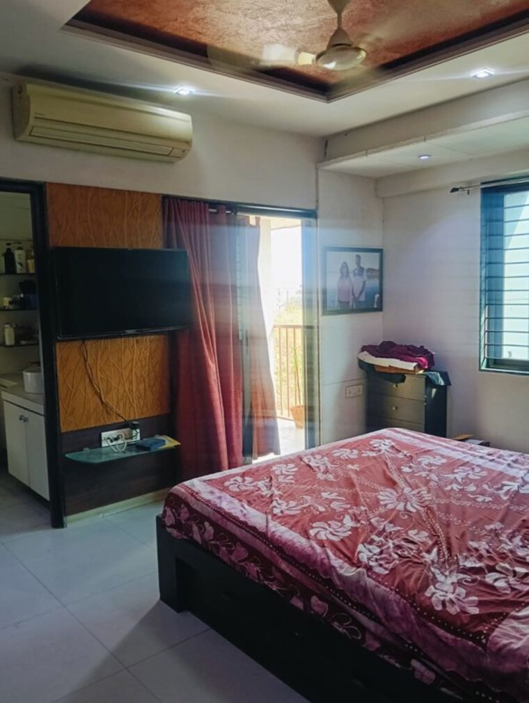 Bedroom, deep-indraprasth-5 3 Bedroom 2300 Sq.Ft. Apartment In Prahlad Nagar Ahmedabad 10382115
