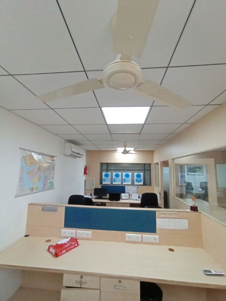 undefined, sola Commercial Office Space 1650 Sq.Ft. In Sola Ahmedabad 10382121
