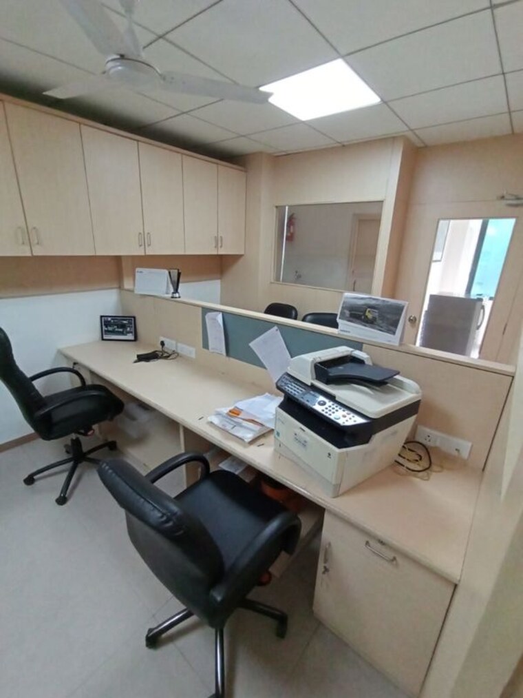 Team Area, sola Commercial Office Space 1650 Sq.Ft. In Sola Ahmedabad 10382121