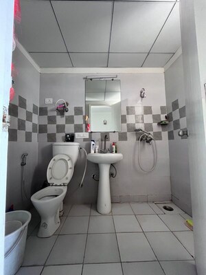Team Area in 2 BHK Apartment at Gaur City 7th Avenue, Sector 4 Greater Noida – for Rent